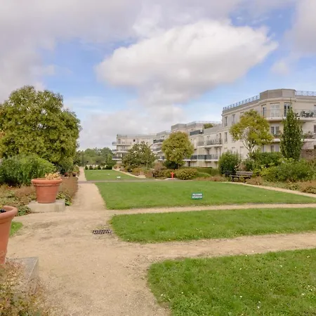 T2 4persons Disneylandparis With Private Parking * Montévrain